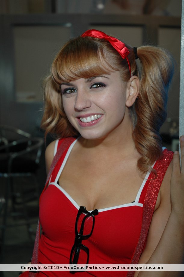 lexi belle_aee 010710_gordon_emmreport_12364.JPG