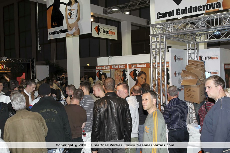 BAGANZ26782.jpg