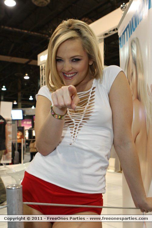 alexis texas_aee01-2011_lee austin-emmreport_1_1.JPG